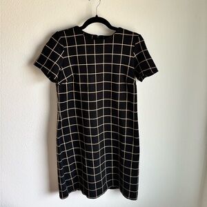 Quiet Luxury Ann Taylor Black Dress with Cream Grid Pattern size small
